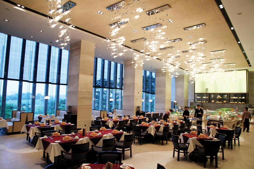 Shenzhen Castle Hotel Exteriör bild